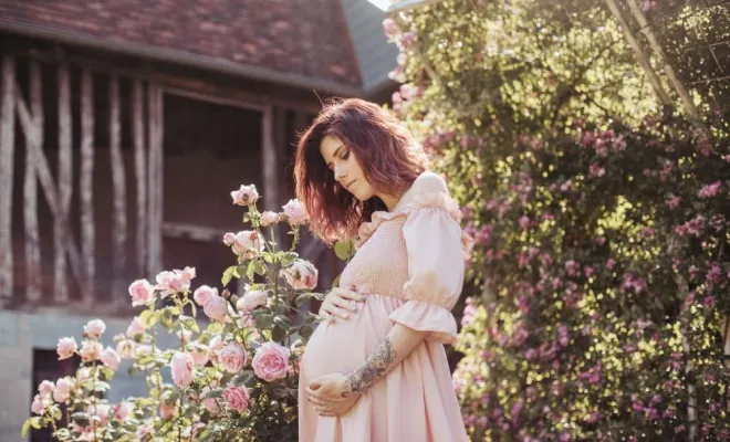 Photographe professionnelle shooting grossesse à Besançon, Besançon, TAILS PHOTOGRAPHIE