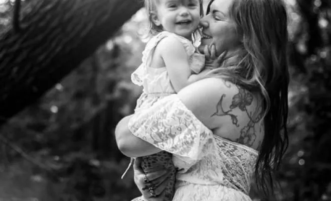 Photographe professionnelle shooting mère et fille à Besançon, Besançon, TAILS PHOTOGRAPHIE