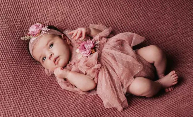 Photographe professionnelle shooting nouveau né en studio à Besançon, Besançon, TAILS PHOTOGRAPHIE