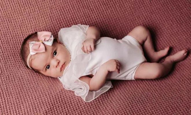 Photographe professionnelle shooting nouveau né en studio à Besançon, Besançon, TAILS PHOTOGRAPHIE