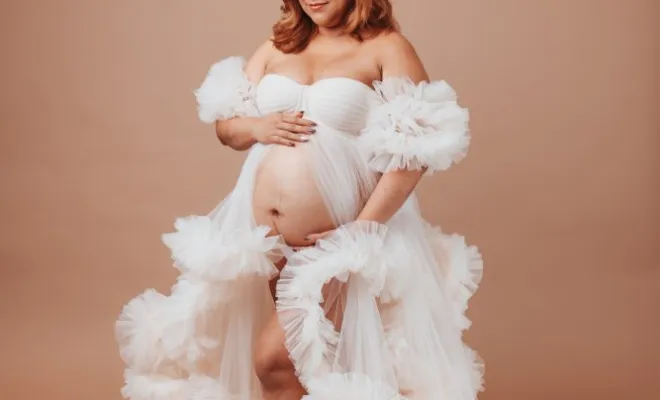 Photographe professionnelle shooting photo grossesse en couple à Besançon, Besançon, TAILS PHOTOGRAPHIE