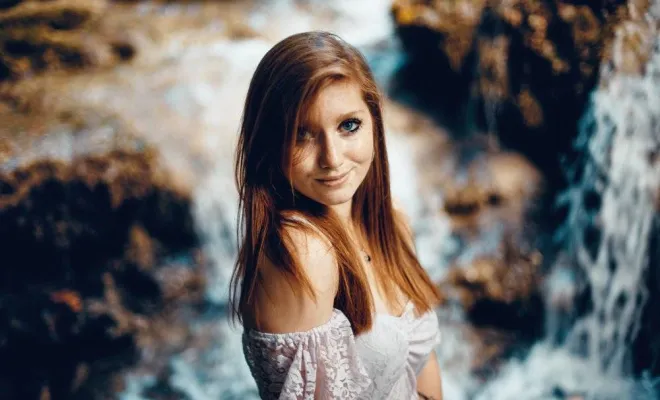 Photographe professionnelle shooting portrait aux cascades près de Besançon, Besançon, TAILS PHOTOGRAPHIE