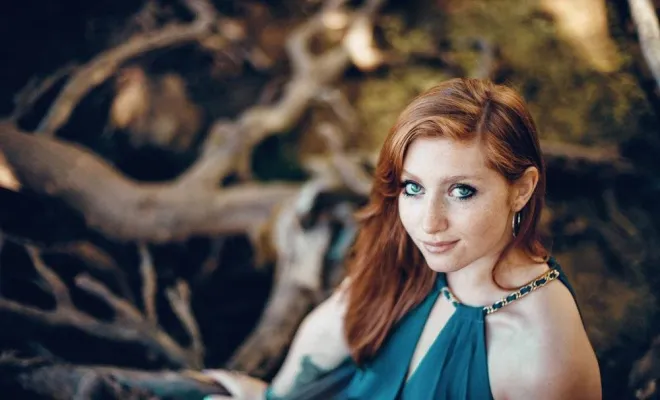 Photographe professionnelle shooting portrait aux cascades près de Besançon, Besançon, TAILS PHOTOGRAPHIE