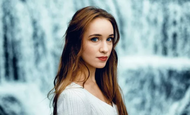 Photographe professionnelle shooting portrait en pleine nature à Besançon, Besançon, TAILS PHOTOGRAPHIE