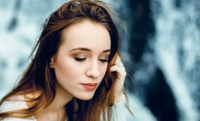 Photographe professionnelle shooting portrait en pleine nature à Besançon, Besançon, TAILS PHOTOGRAPHIE