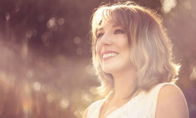 Photographe professionnelle shooting portrait femme à Besançon, Besançon, TAILS PHOTOGRAPHIE