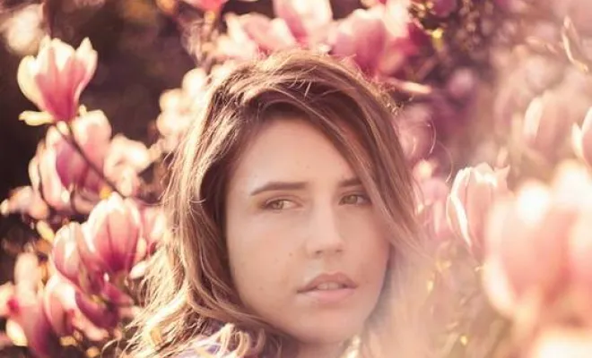 Photographe professionnelle shooting portrait femme à Besançon, Besançon, TAILS PHOTOGRAPHIE