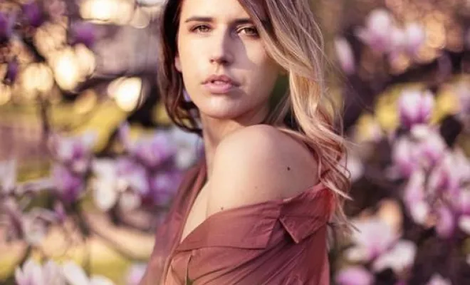 Photographe professionnelle shooting portrait femme à Besançon, Besançon, TAILS PHOTOGRAPHIE