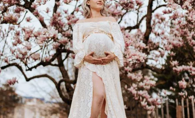 Photographe shooting grossesse à Vesoul, Besançon, TAILS PHOTOGRAPHIE