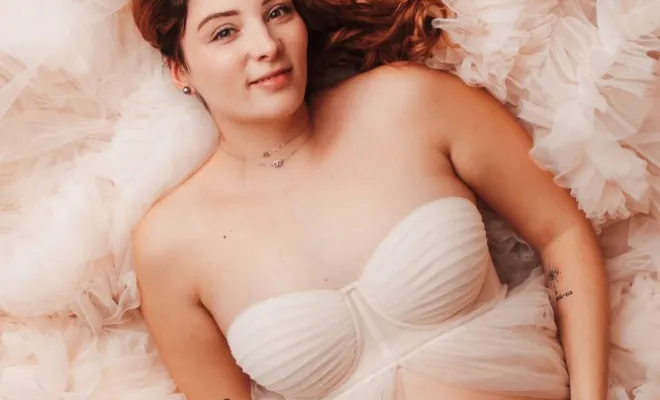 Photographe pour shooting photo grossesse artistique à Besançon, Besançon, TAILS PHOTOGRAPHIE