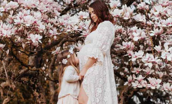 Photographe pour séance photo en famille fleurie à Besançon, Besançon, TAILS PHOTOGRAPHIE