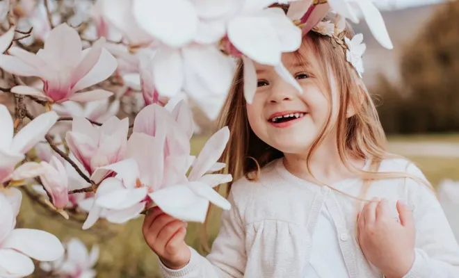 Photographe pour séance photo en famille fleurie à Besançon, Besançon, TAILS PHOTOGRAPHIE