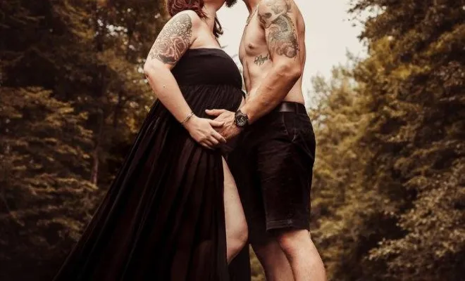 Photographe professionnelle séance photo grossesse en couple à Besançon, Besançon, TAILS PHOTOGRAPHIE