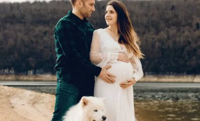 Séance photo grossesse en pleine nature en Franche-Comté avec une photographe professionnelle, Besançon, TAILS PHOTOGRAPHIE