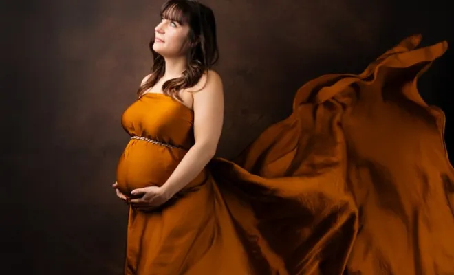 Photographe professionnelle séance photo grossesse en studio à Besançon, Besançon, TAILS PHOTOGRAPHIE