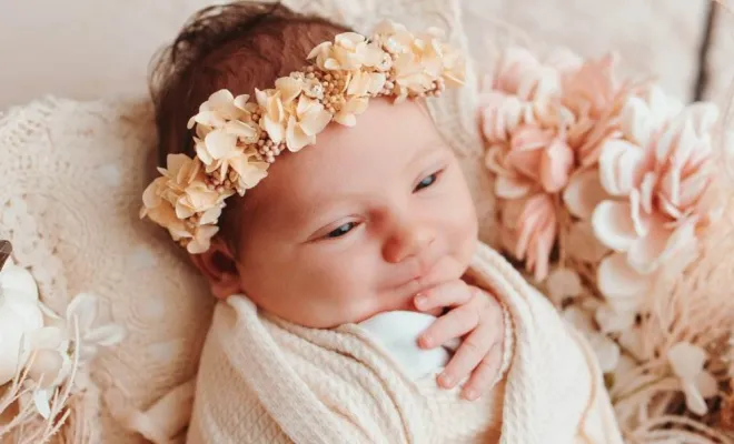 Séance photo naissance en studio à Besançon, Besançon, TAILS PHOTOGRAPHIE