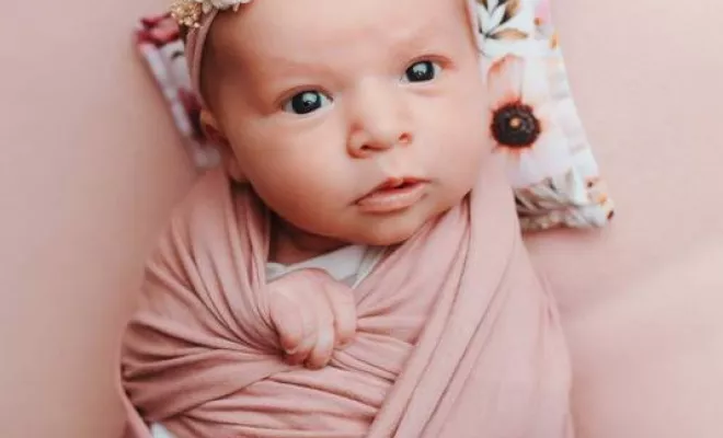 Séance Photo Nouveau-né À Besançon, Besançon, TAILS PHOTOGRAPHIE