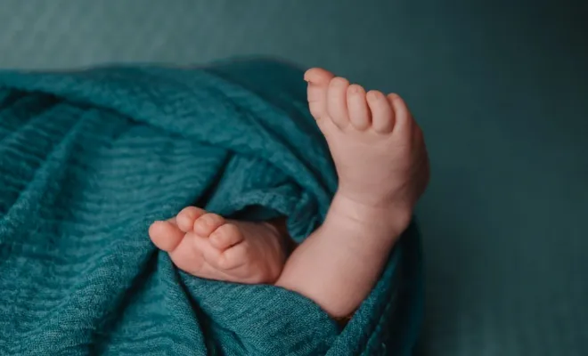 Photographe professionnelle séance photo nouveau né en studio à Besançon, Besançon, TAILS PHOTOGRAPHIE