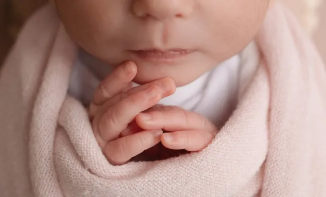 Photographe professionnelle formée aux séances photo naissance en studio à Besançon, Besançon, TAILS PHOTOGRAPHIE