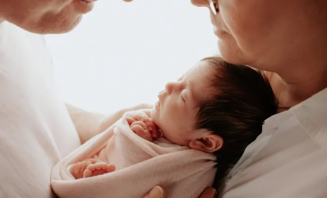 Photographe professionnelle formée aux séances photo naissance en studio à Besançon, Besançon, TAILS PHOTOGRAPHIE