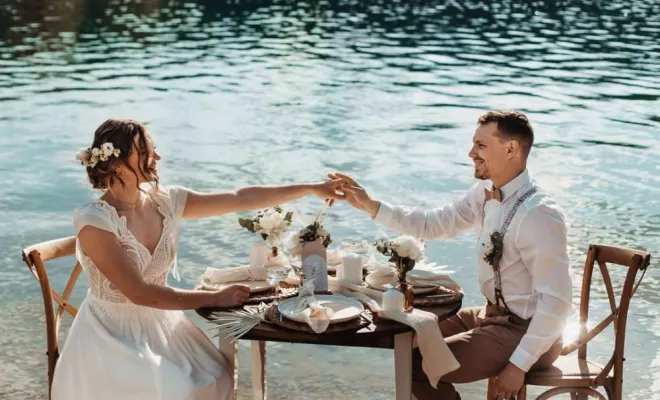 Shooting d'inspiration mariage bohème à la plage en Franche-Comté, Besançon, TAILS PHOTOGRAPHIE