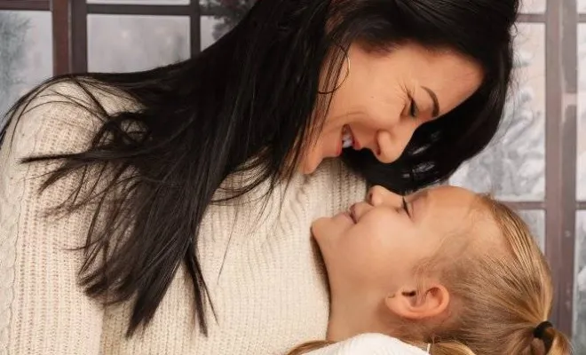 Photographe professionnelle shooting famille en studio à Besançon, Besançon, TAILS PHOTOGRAPHIE