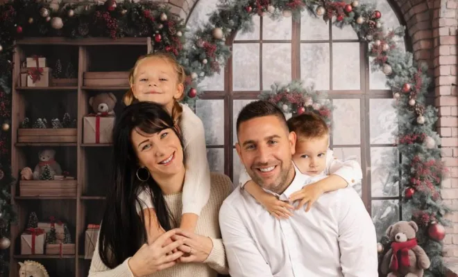 Photographe professionnelle shooting famille en studio à Besançon, Besançon, TAILS PHOTOGRAPHIE