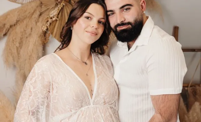 Photographe pour shooting grossesse en couple à Besançon, Besançon, TAILS PHOTOGRAPHIE