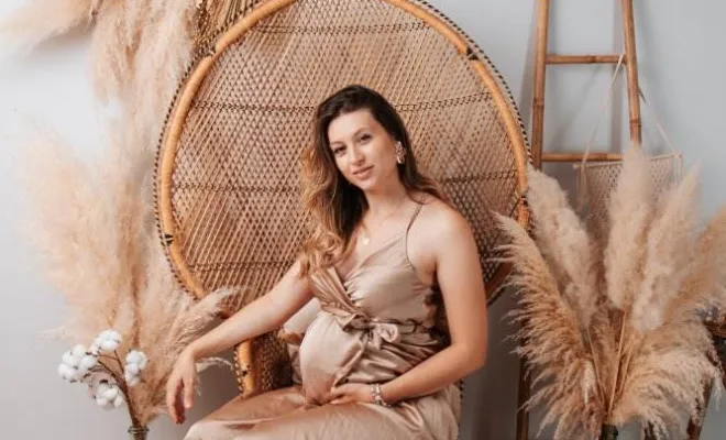  Photographe professionnelle shooting grossesse en famille en studio à Besançon, Besançon, TAILS PHOTOGRAPHIE