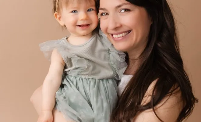 Photographe pour Shooting Mère & Fille en Studio à Besançon, Besançon, TAILS PHOTOGRAPHIE