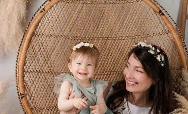 Photographe pour Shooting Mère & Fille en Studio à Besançon, Besançon, TAILS PHOTOGRAPHIE