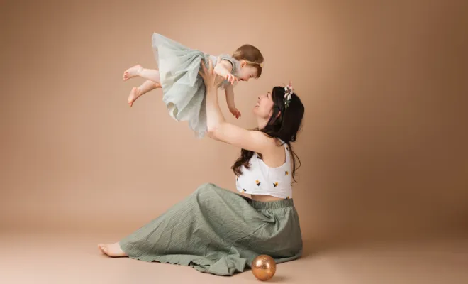 Photographe pour Shooting Mère & Fille en Studio à Besançon, Besançon, TAILS PHOTOGRAPHIE