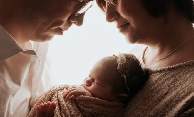 Photographe studio à Besançon shooting nouveau né, Besançon, TAILS PHOTOGRAPHIE