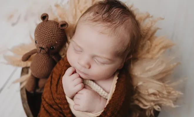 Photographe professionnelle shooting photo bébé en studio à Besançon, Besançon, TAILS PHOTOGRAPHIE