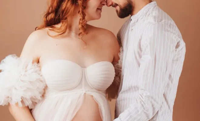 Shooting photo grossesse en couple à Besançon, Besançon, TAILS PHOTOGRAPHIE