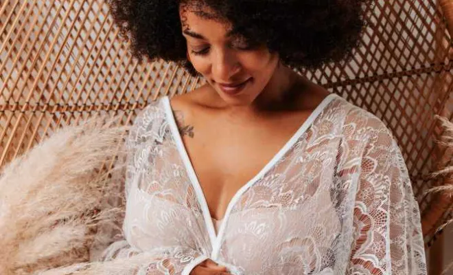 Shooting photo grossesse avec prêt de robes et accessoires à Besançon, Besançon, TAILS PHOTOGRAPHIE