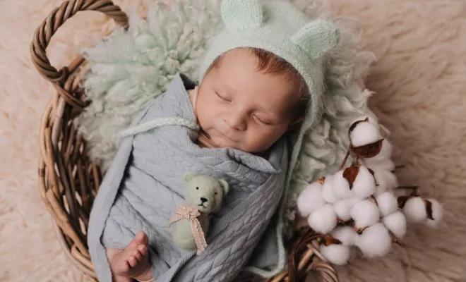 Photographe professionnelle shooting photo nouveau né à Besançon, Besançon, TAILS PHOTOGRAPHIE