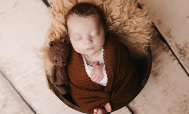 Photographe pour shooting photo naissance en famille à Besançon, Besançon, TAILS PHOTOGRAPHIE