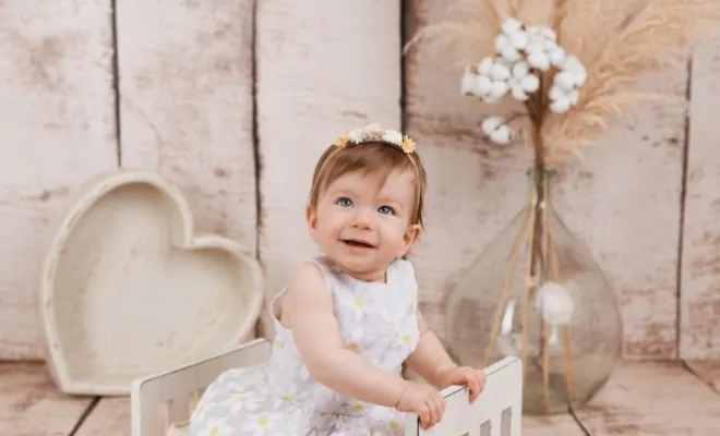 Photographe bébé 1 an en studio à Besançon, Besançon, TAILS PHOTOGRAPHIE