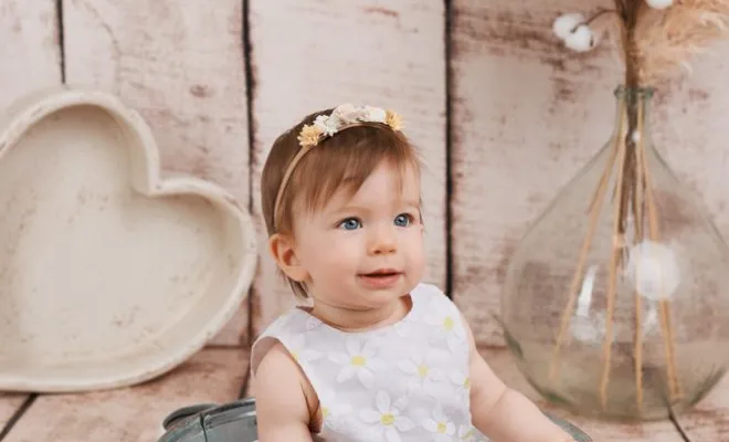 Photographe bébé 1 an en studio à Besançon, Besançon, TAILS PHOTOGRAPHIE