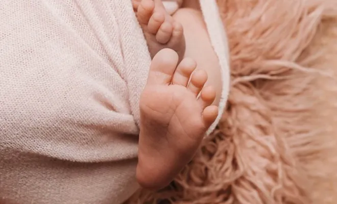 Tarifs photographe séance photo naissance en studio à Besançon, Besançon, TAILS PHOTOGRAPHIE