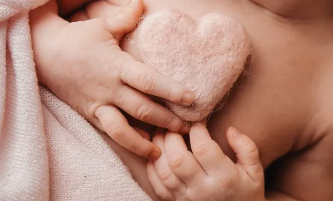 Tarifs photographe séance photo naissance en studio à Besançon, Besançon, TAILS PHOTOGRAPHIE