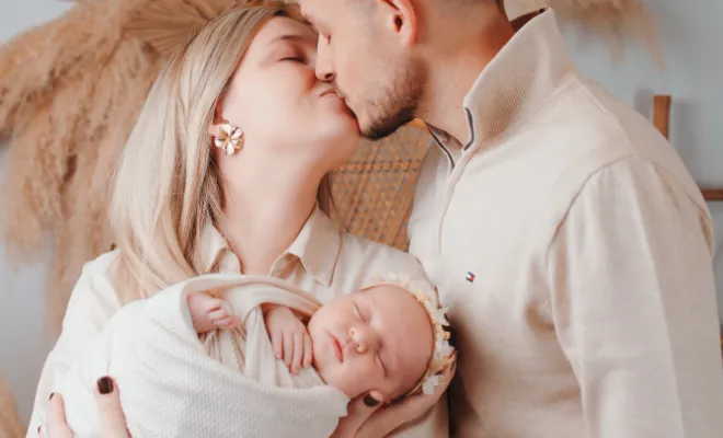 Shooting naissance en famille : photographe à Besançon
