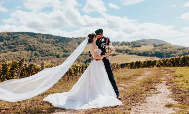 Photographe à Besançon : duo photographe et vidéaste de mariage