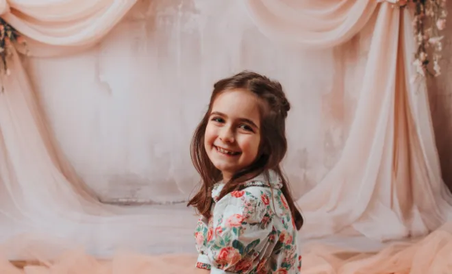 Photographe à Besançon : mini séances fleuries en studio