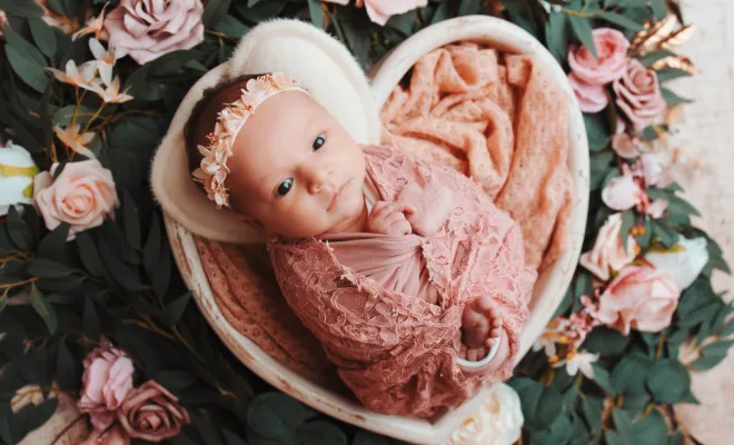 Shooting naissance en famille : photographe à Besançon