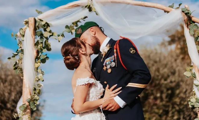 Photographe à Besançon : duo photographe et vidéaste de mariage
