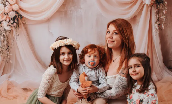 Photographe à Besançon : mini séances fleuries en studio