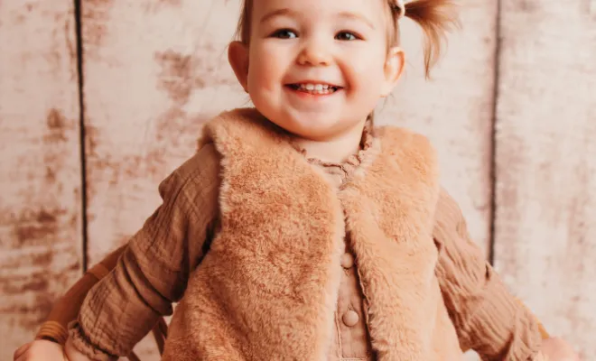 Shooting photo mère et fille en studio à Besançon