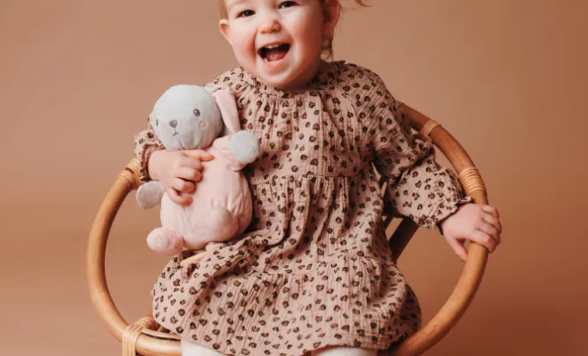 Shooting photo mère et fille en studio à Besançon